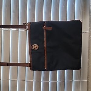 Michael Kors Navy Blue Nylon Brown Brown Leather Crossbody Shoulder Purse